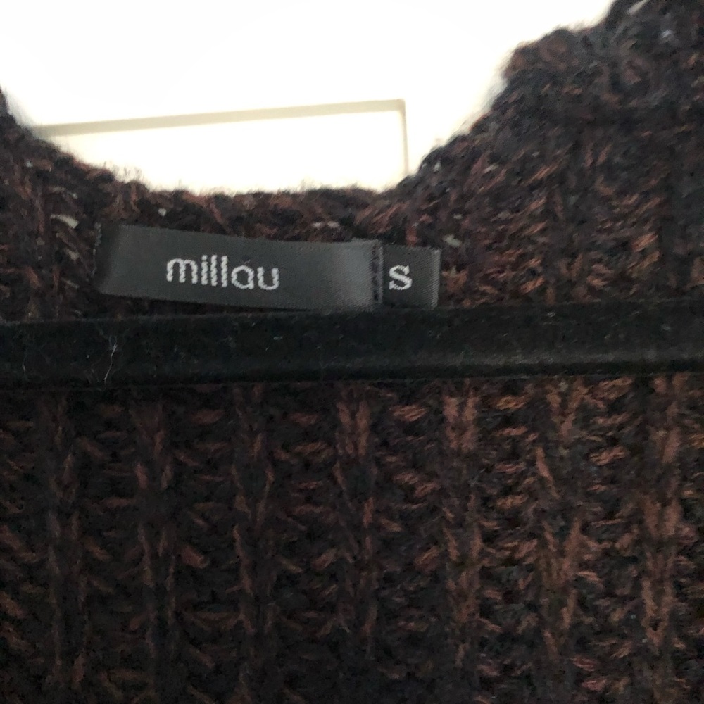 Sweater - Picture 2 of 3
